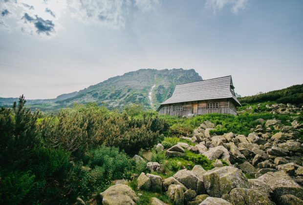 Jak zadbać o bezpieczeństwo podczas wypraw w Tatry?